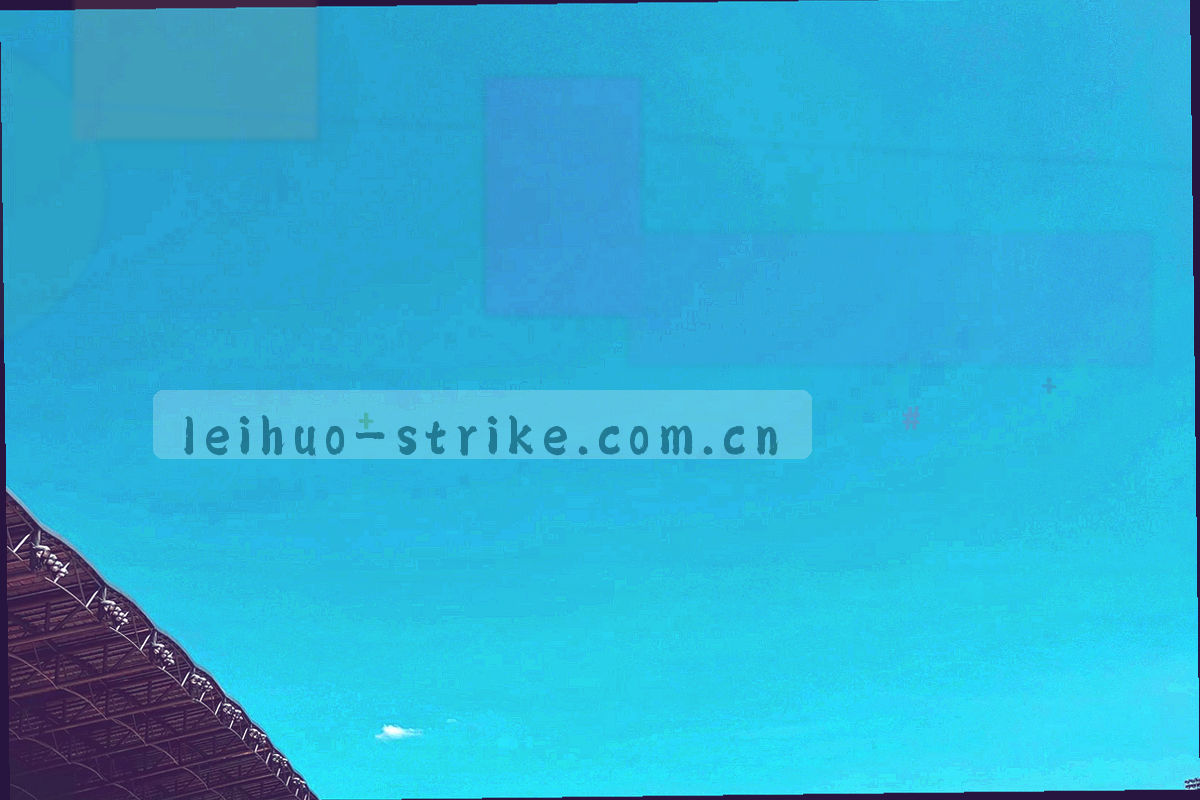赛季阶段时间线与数据节点分布图，橙紫渐变光效沿对角线延伸